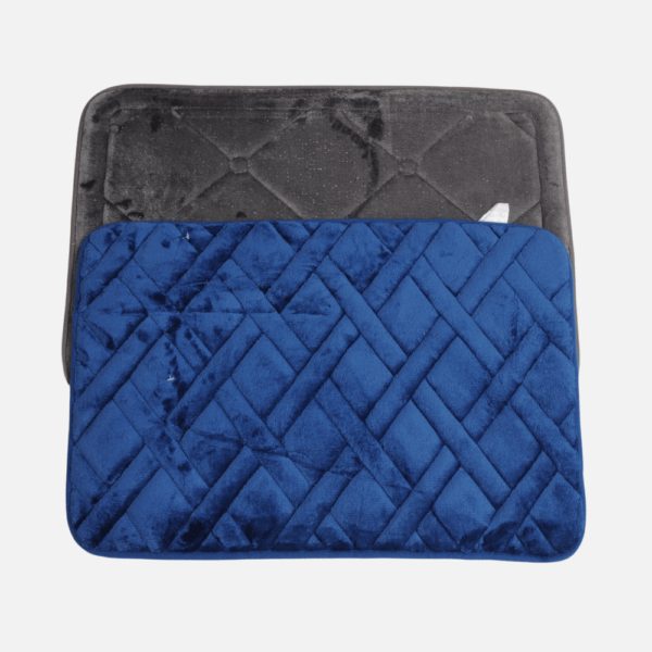 Floor mat- Size: 23X16 (VELVET WITH BOTTOM GRIP)